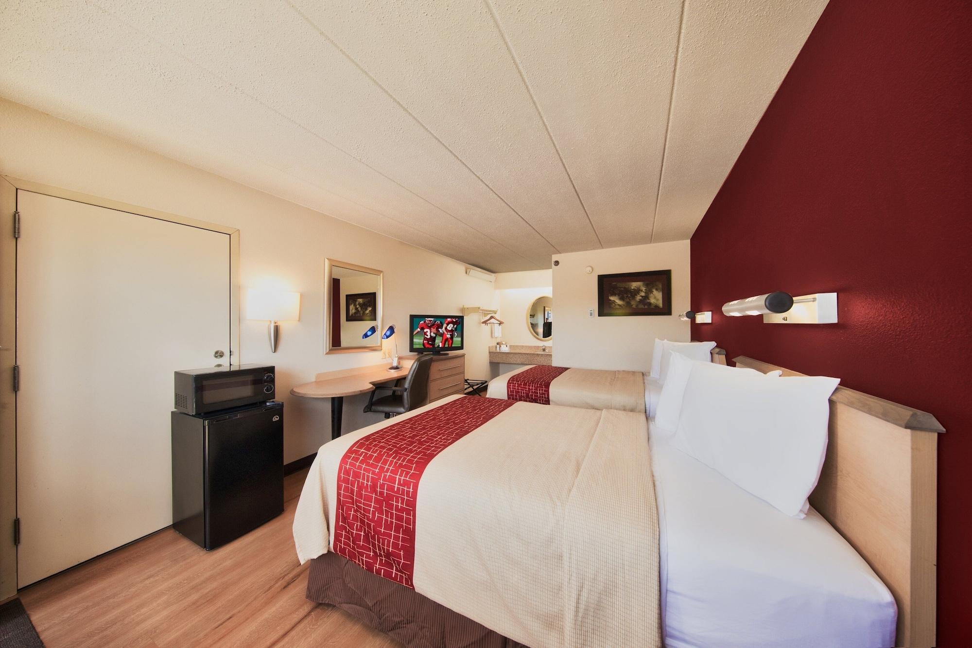 Red Roof Inn Cincinnati Northeast - בלו אש מראה חיצוני תמונה