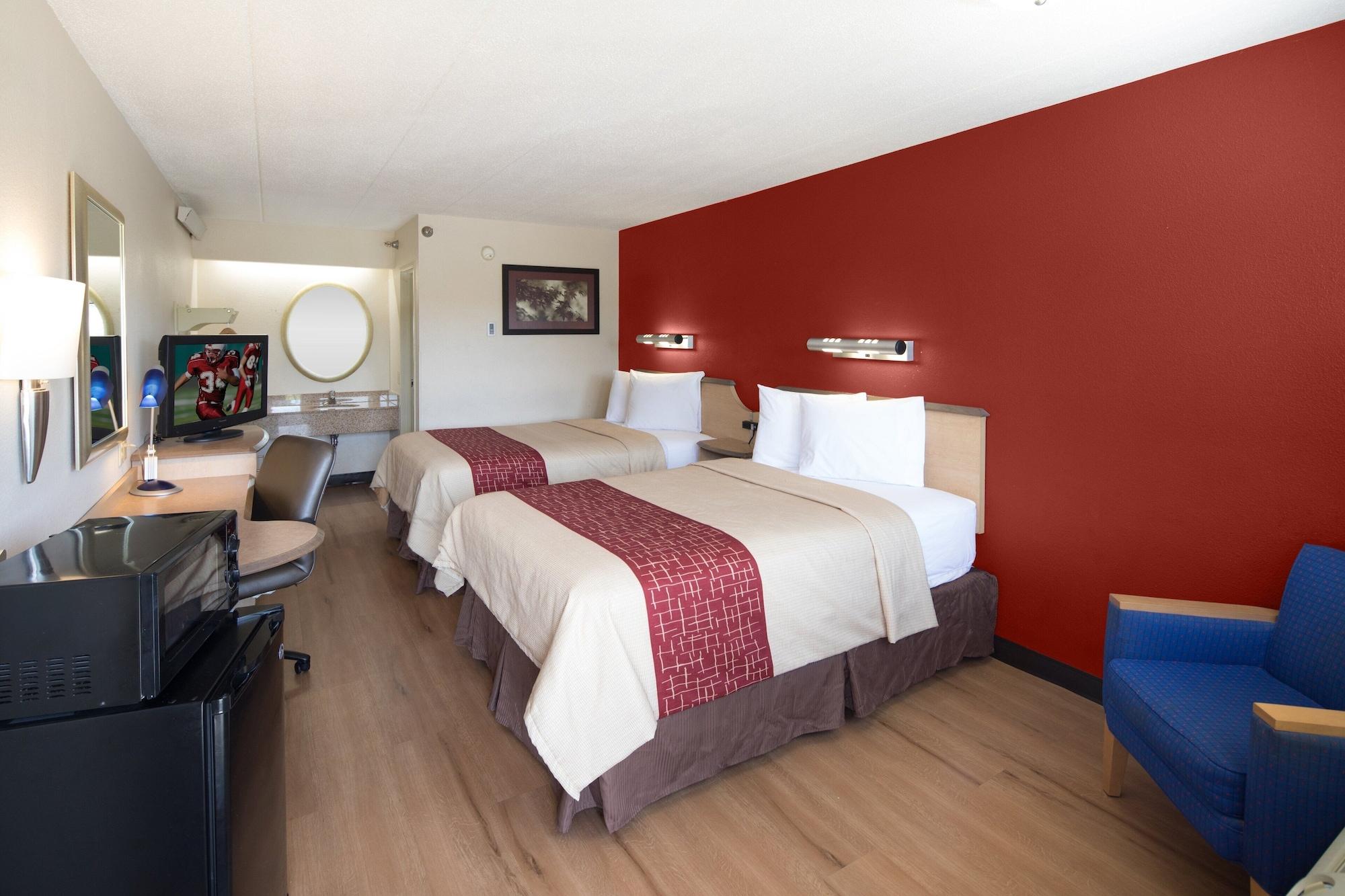 Red Roof Inn Cincinnati Northeast - בלו אש מראה חיצוני תמונה