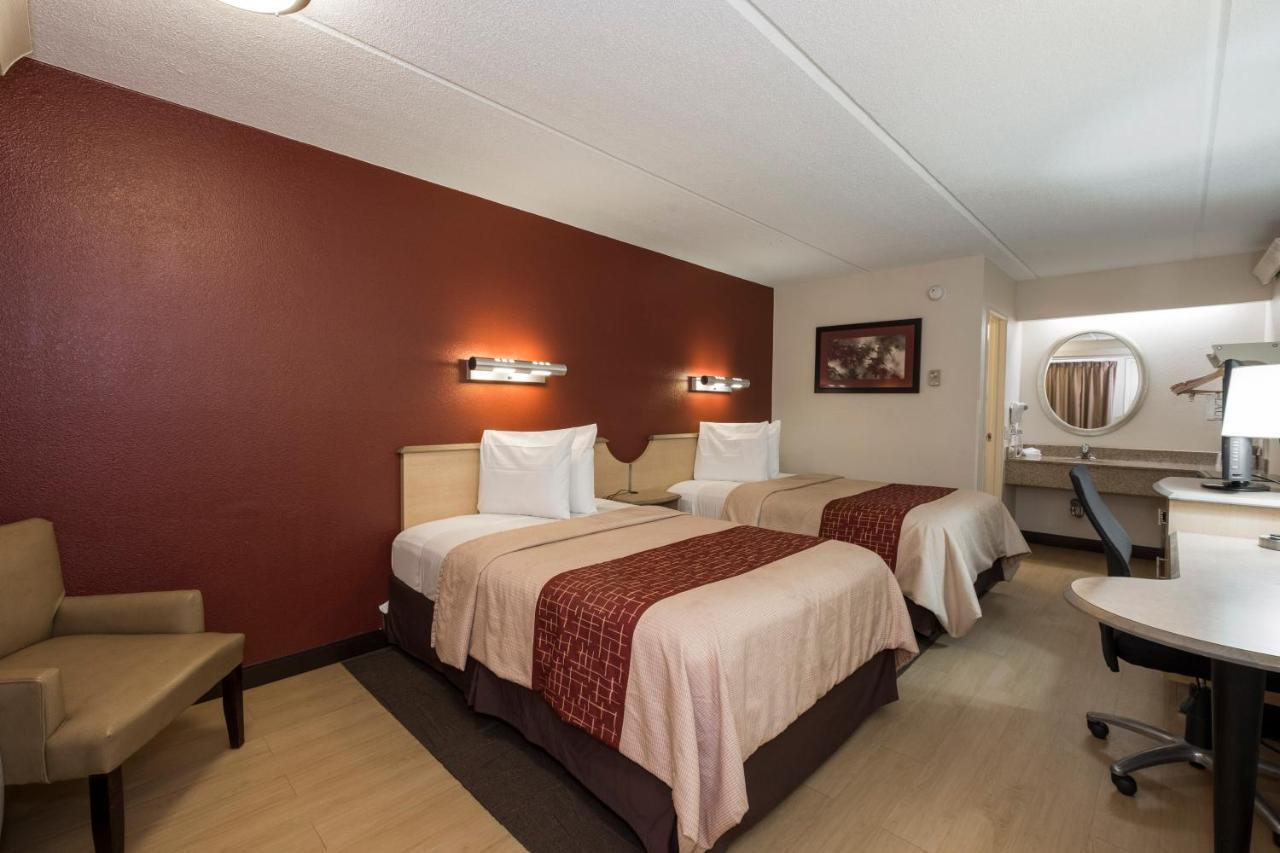 Red Roof Inn Cincinnati Northeast - בלו אש מראה חיצוני תמונה