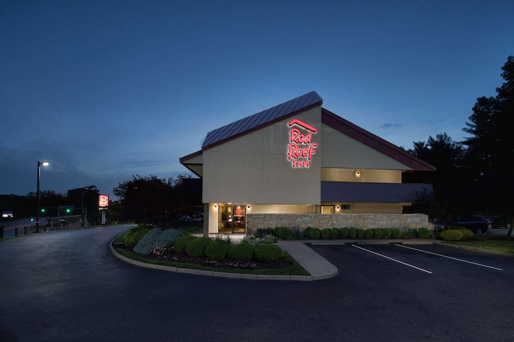 Red Roof Inn Cincinnati Northeast - בלו אש מראה חיצוני תמונה