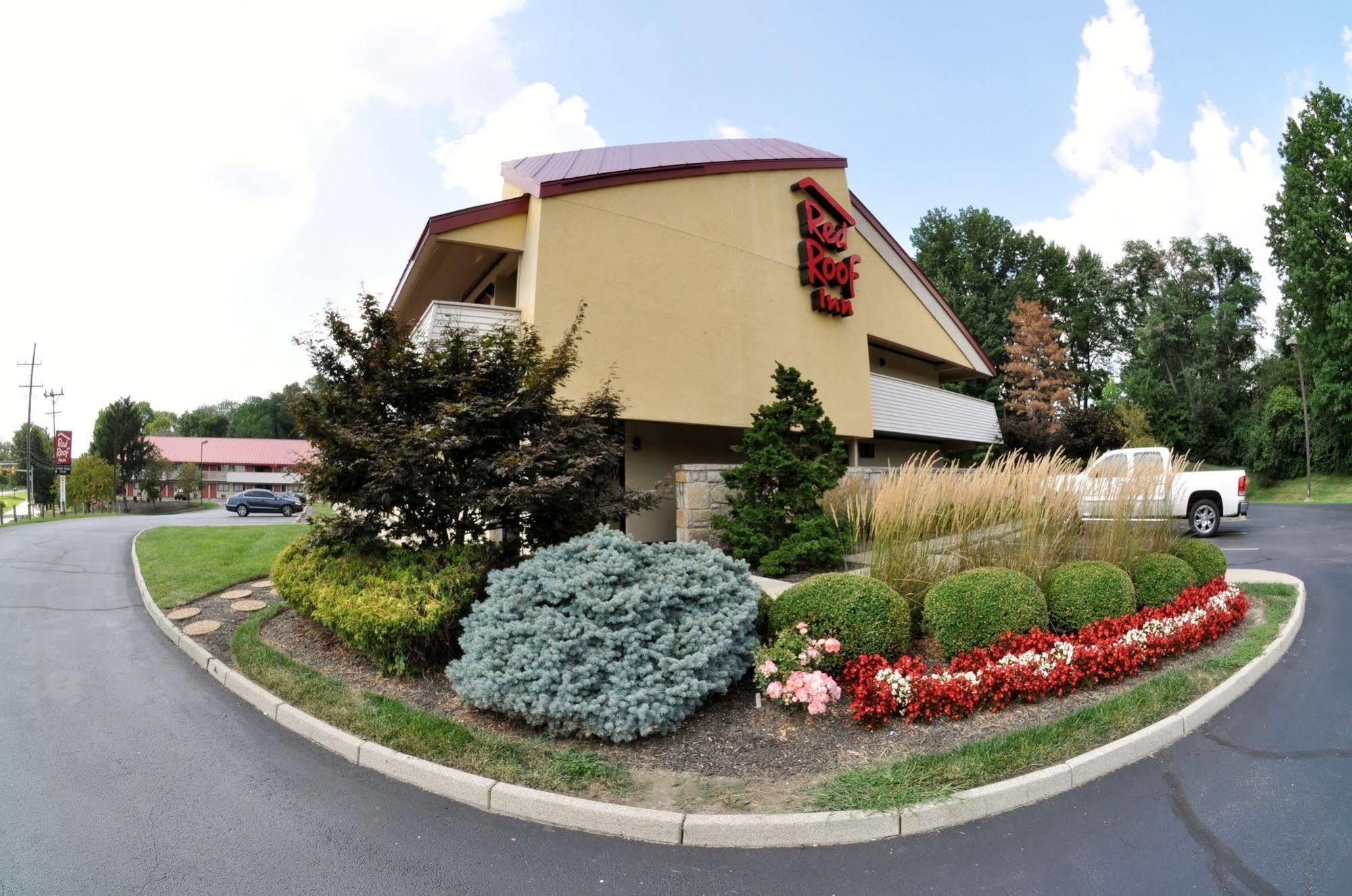 Red Roof Inn Cincinnati Northeast - בלו אש מראה חיצוני תמונה